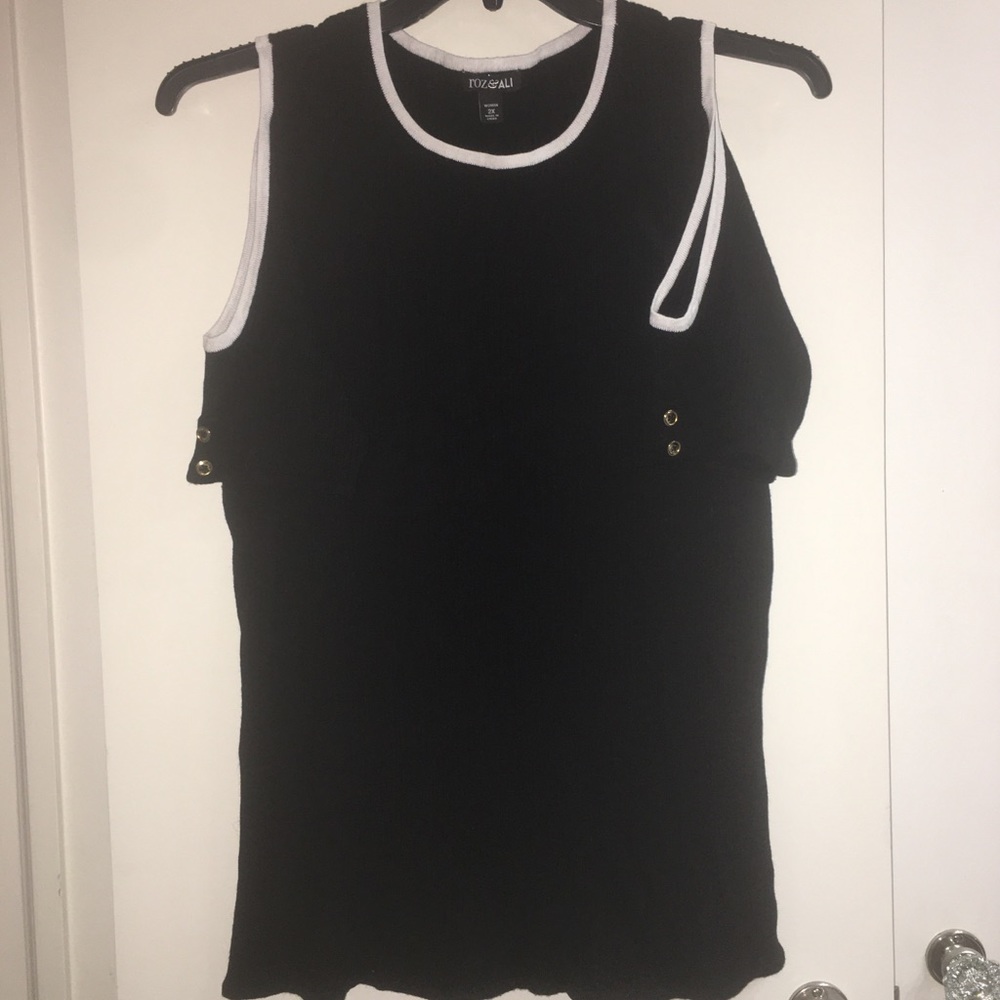 Woman cold shoulder sweater